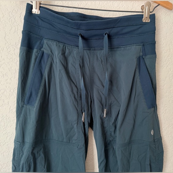 Lululemon Dance Studio Pant III (Regular) *Unlined Nocturnal Teal Size 2 - Picture 5 of 9